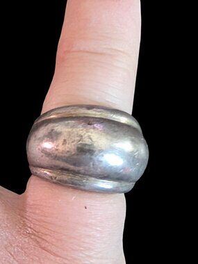 Vintage 925 Sterling Silver Size 4.25 Chunky 14.3mm Done Ring